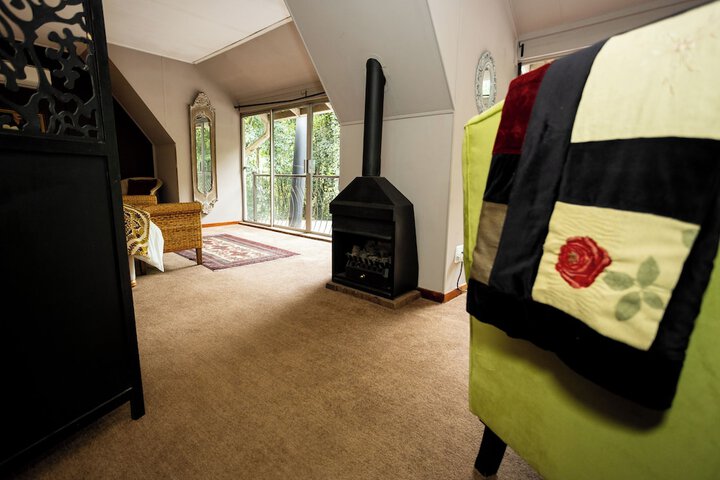 Room 13 of 84