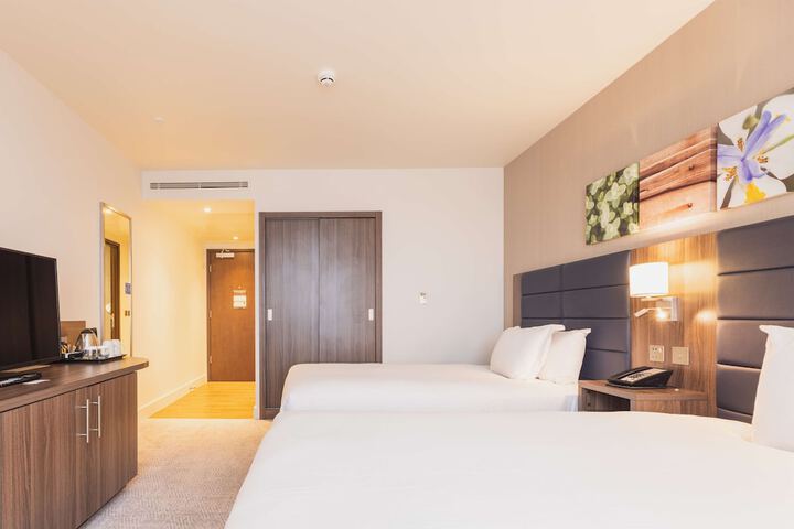 Room 36 of 87