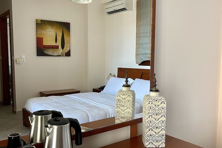 Room 35 of 99