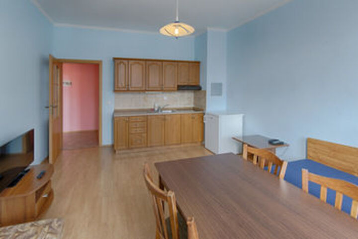 Room 34 of 44