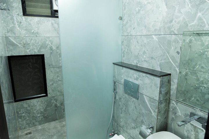 Room 14 of 21