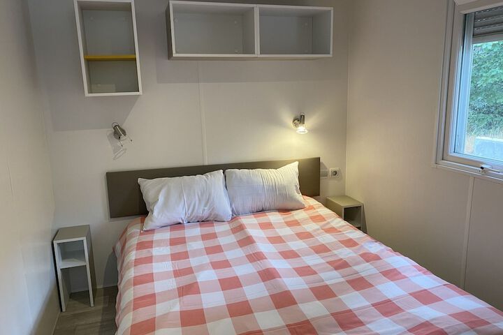 Room 3 of 34