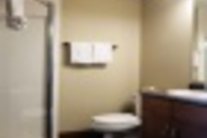 Room 111 of 192