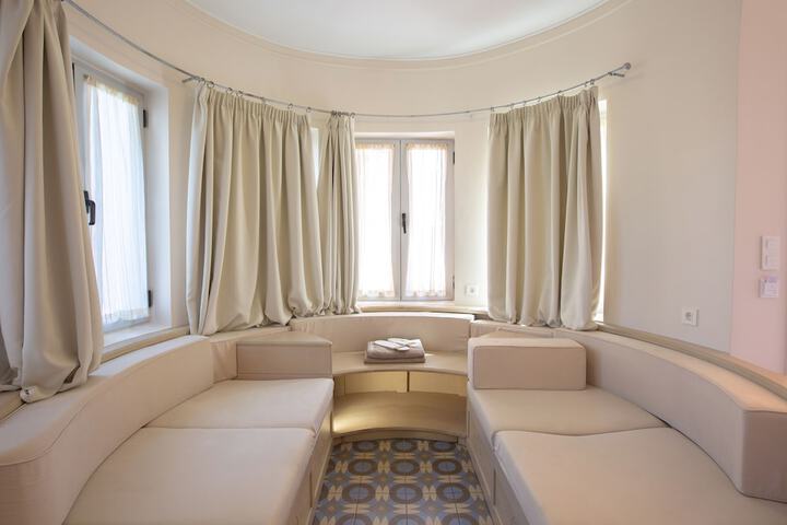 Room 20 of 238