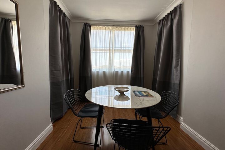 Room 30 of 128