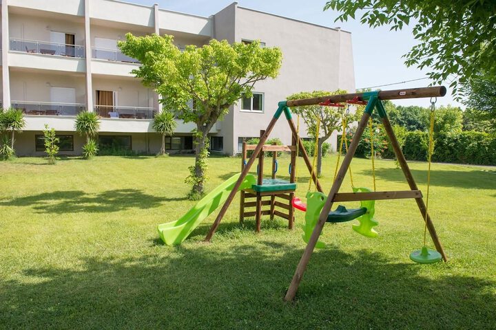 Childrens Activities 46 of 65
