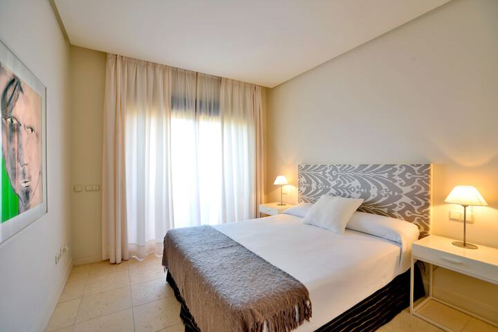 Room 13 of 192