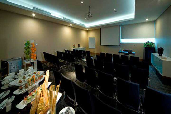 Business Center 82 of 93