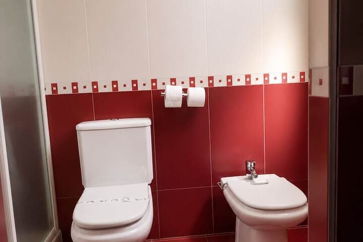 Room 77 of 133