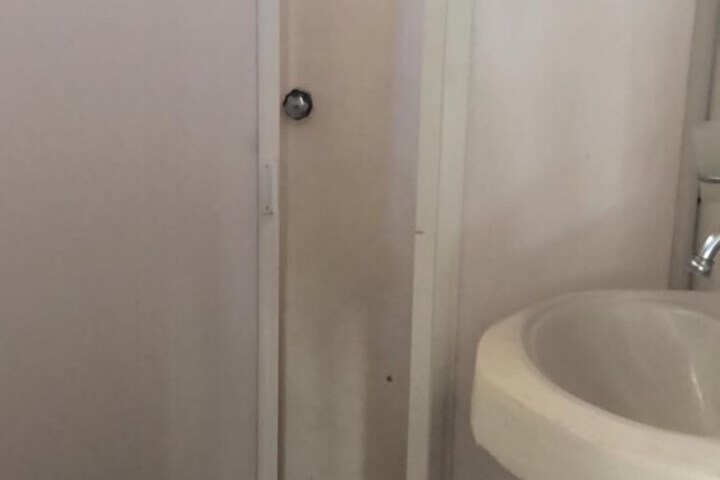 Room 26 of 37