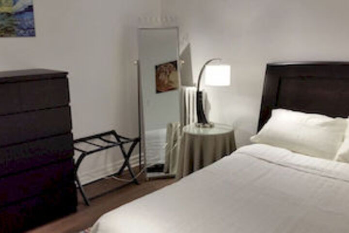 Room 3 of 11