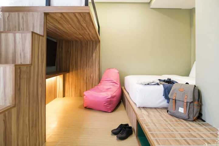 Room 8 of 65
