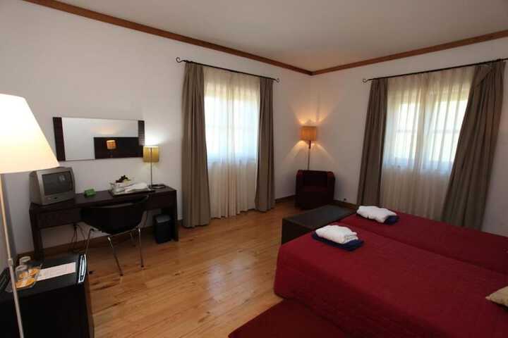 Room 10 of 63