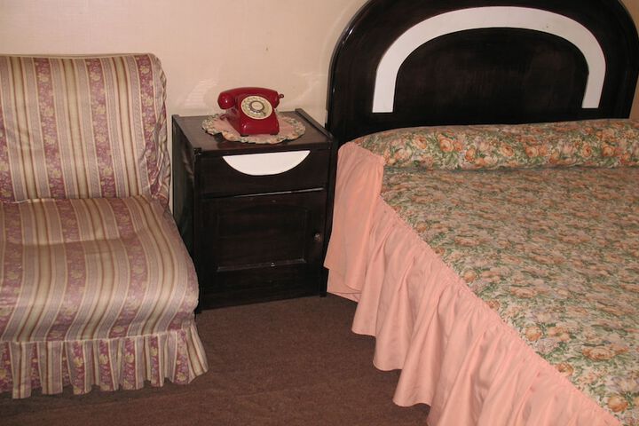Room 12 of 48