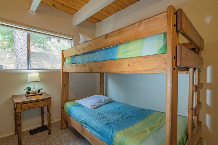 Room 9 of 111