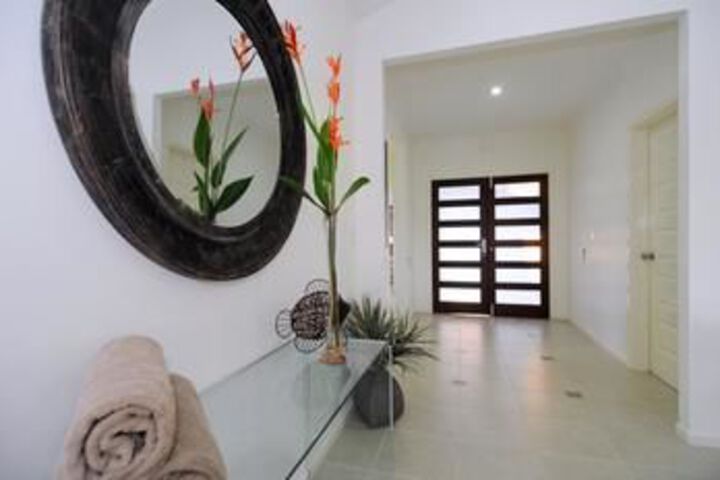 Ballroom/Hall 9 of 19