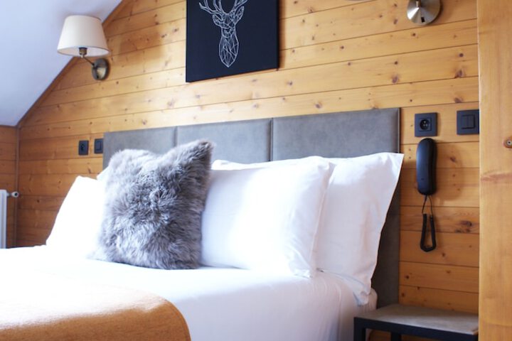 Room 3 of 63