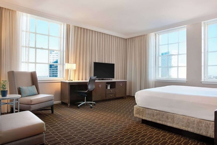Room 21 of 73