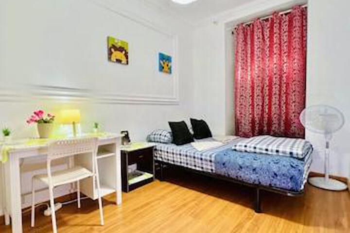 GARDEN GUEST HOUSE