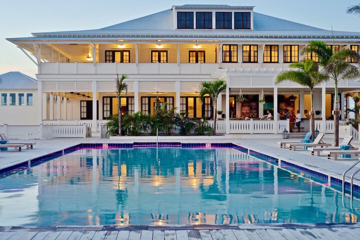 Pool 121 of 238
