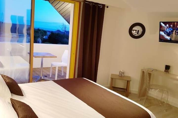 Room 15 of 57