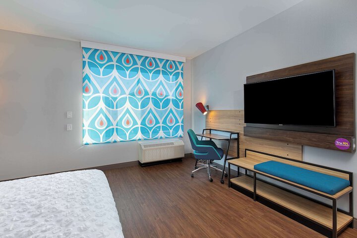 1 King Bed with Walk in Shower (6 of 17)