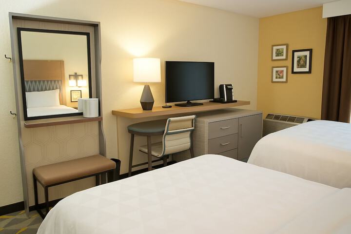 Room 19 of 54