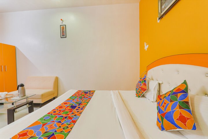 Room 14 of 27