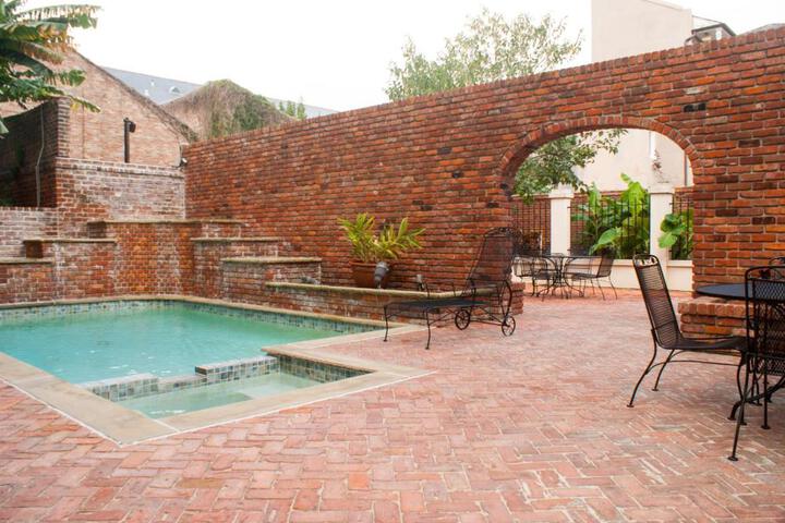 Pool 18 of 55