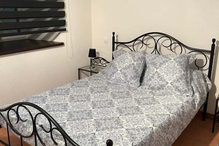 Room 12 of 74