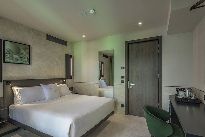 Room 12 of 45