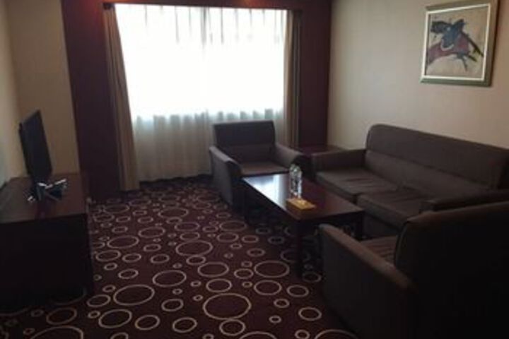 Room 20 of 29