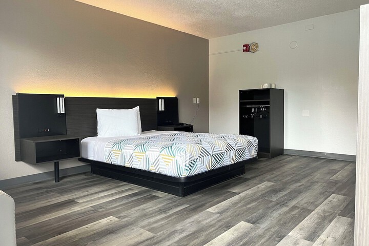Room 12 of 45