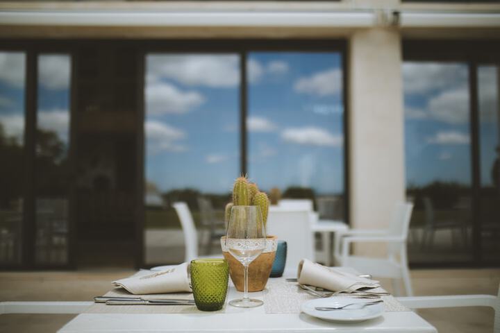 Dining 92 of 103
