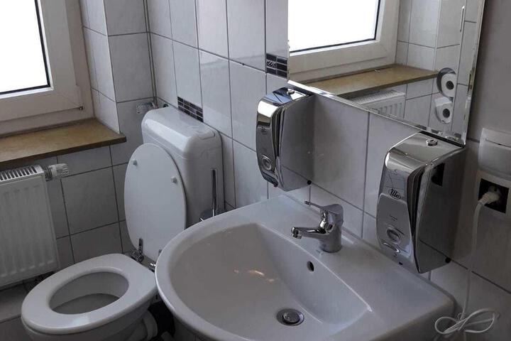 Room 5 of 5