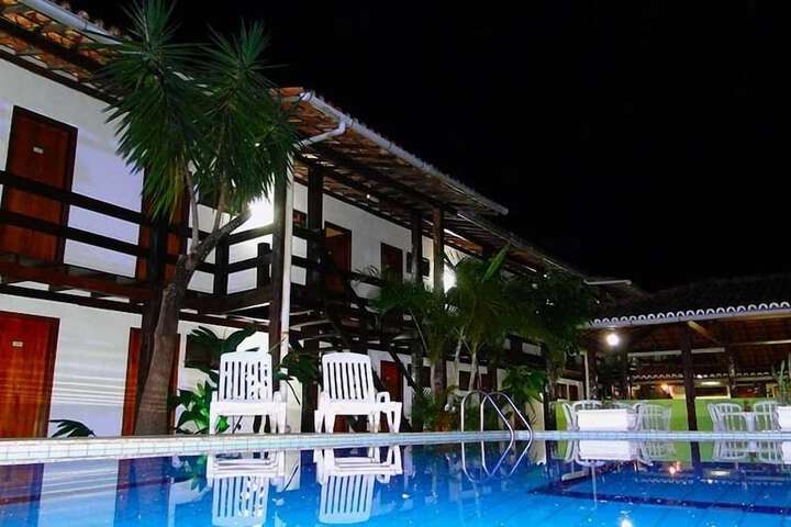 Pool Hotel