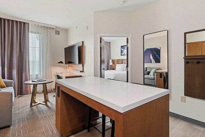 Room 42 of 65