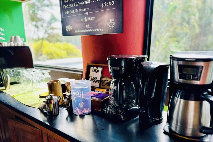 Breakfast/Coffee Service 105 of 172