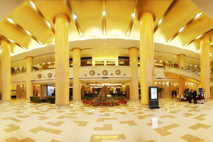 Hotel Interior 6 of 38