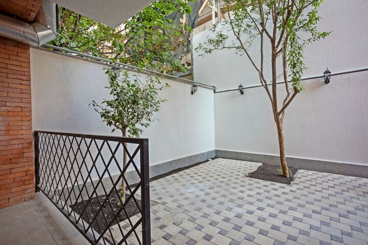 Terrace/Patio 19 of 33
