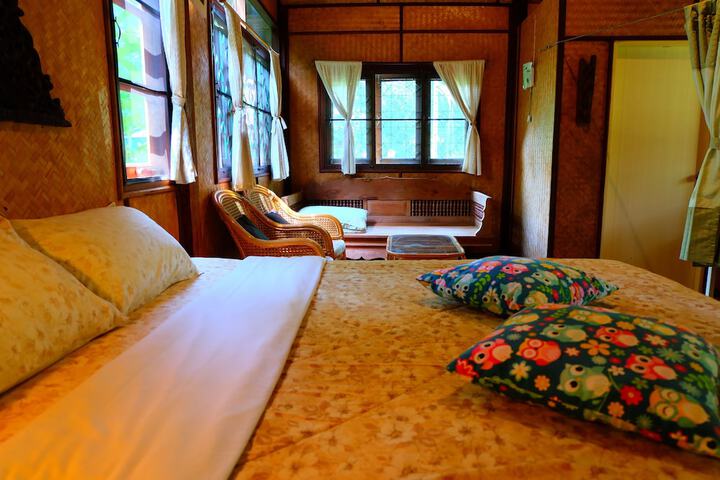 Room 27 of 70