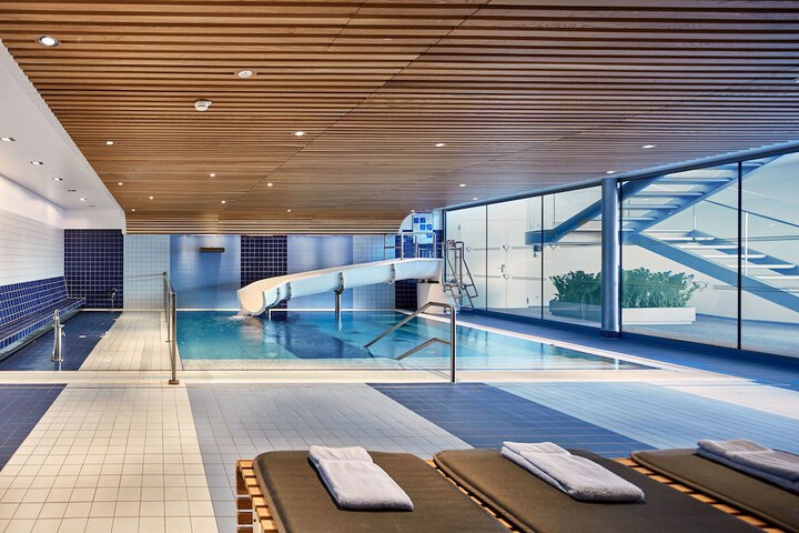Pool 73 of 172