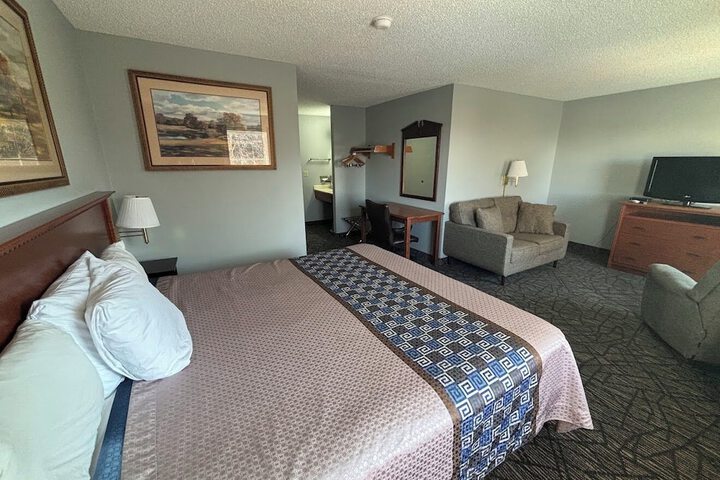 Room 20 of 28