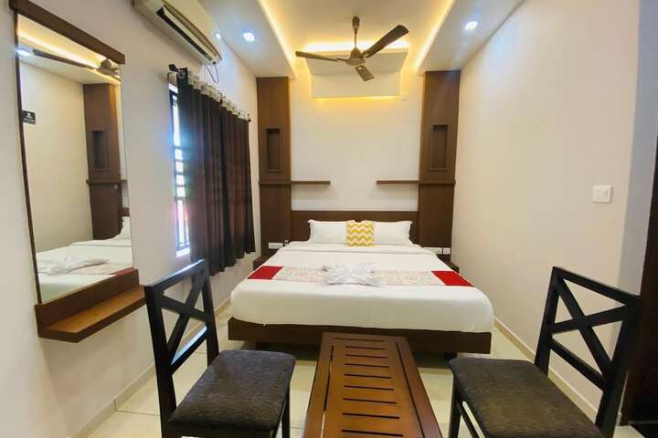 Room 4 of 34