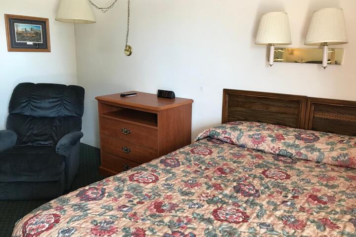 Room 18 of 52