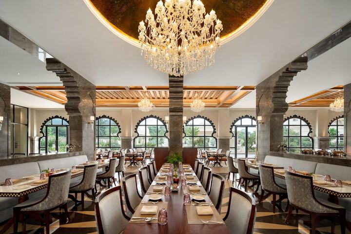 Dining 121 of 159