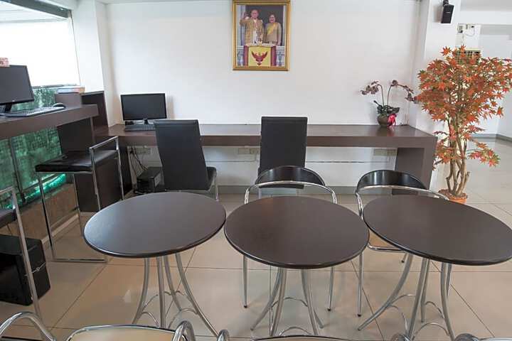 Photo 11