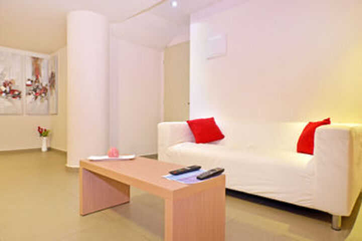 Room 15 of 17