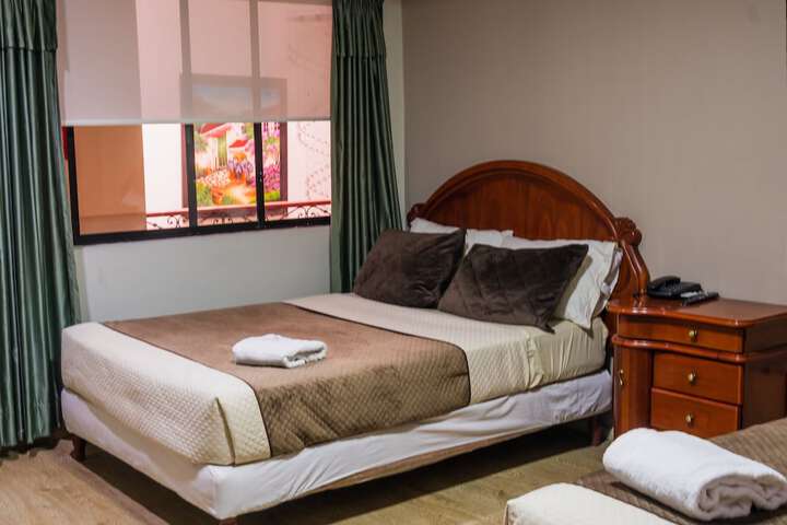 Room 20 of 144