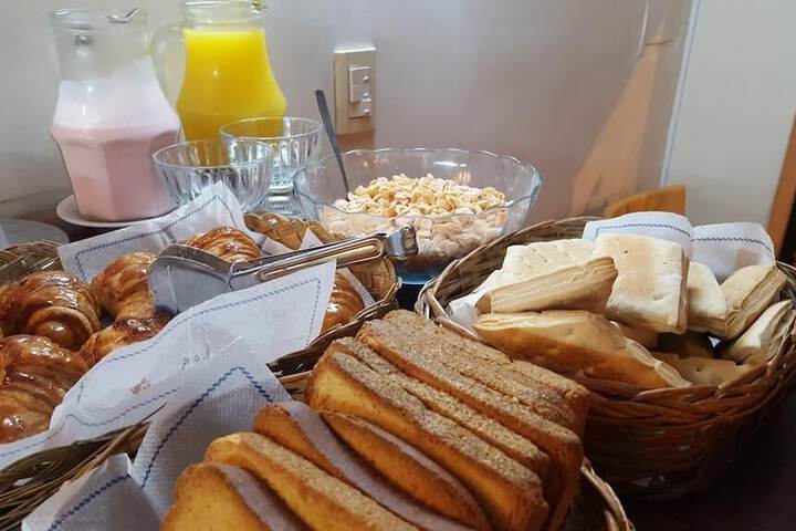 Breakfast/Coffee Service 19 of 23